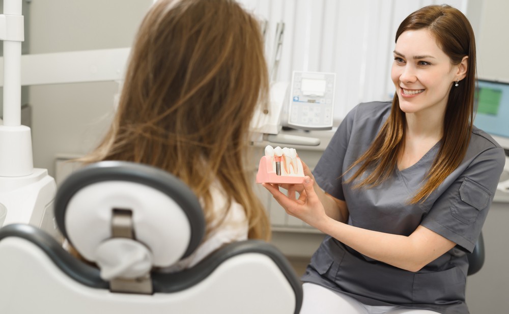 Implant dentar