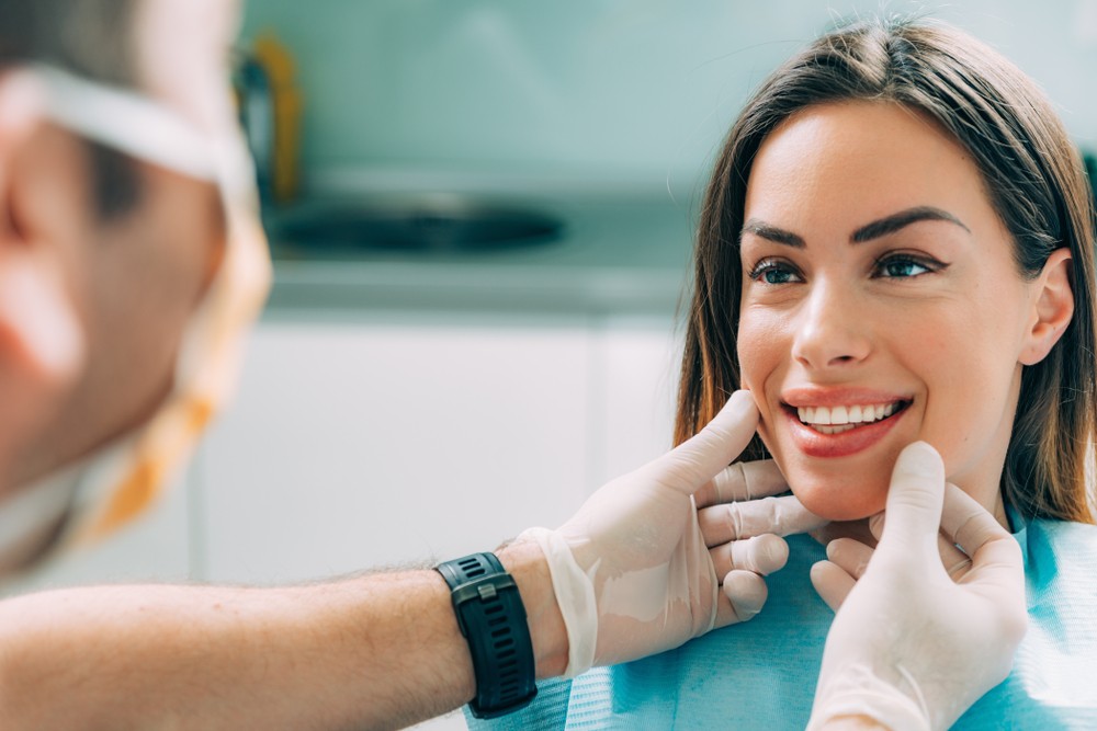 Implant dentar